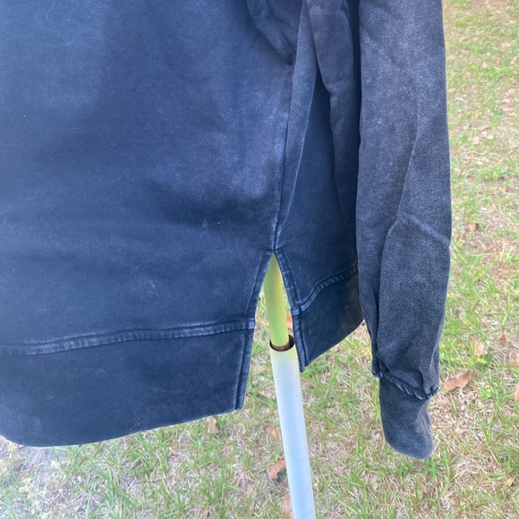 Fantastic Fawn Distressed Skull Print Sweatshirt Women’s oversized Size L - Picture 5 of 12